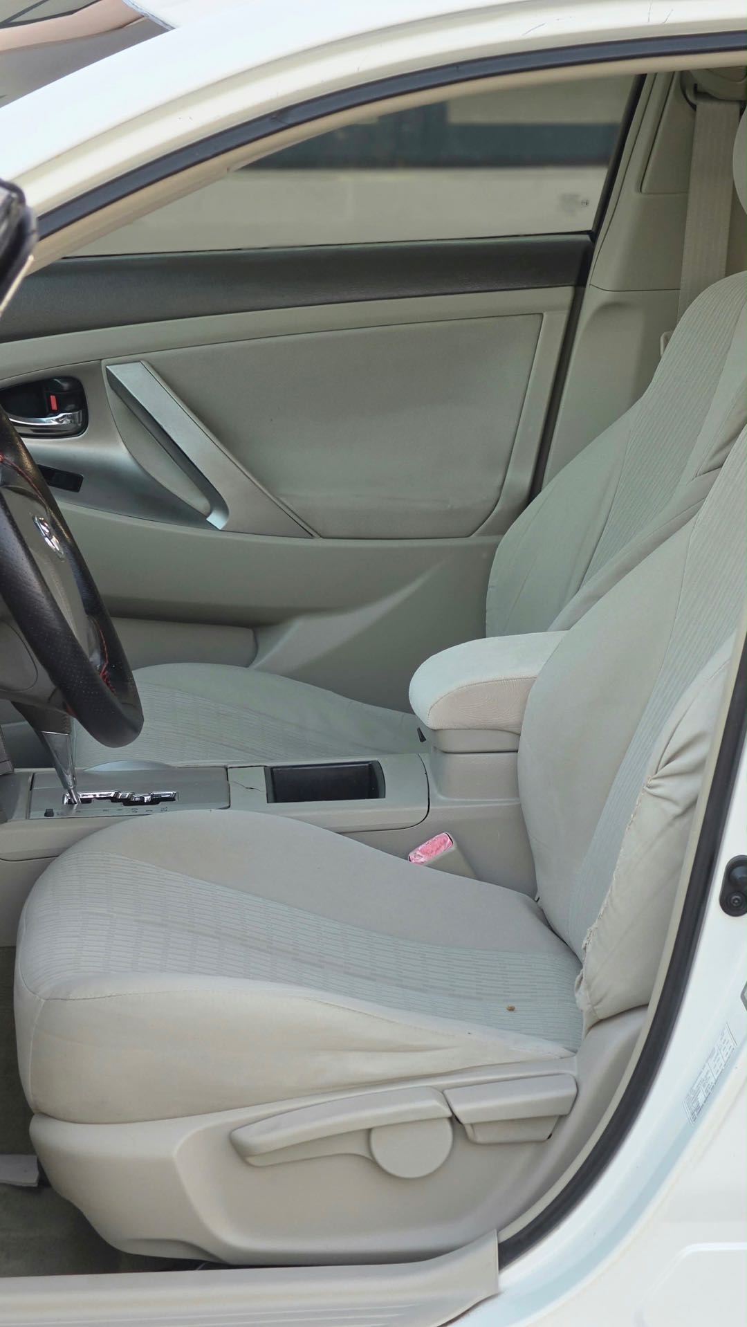 Car Image 2011 TOYOTA CAMRY GLE