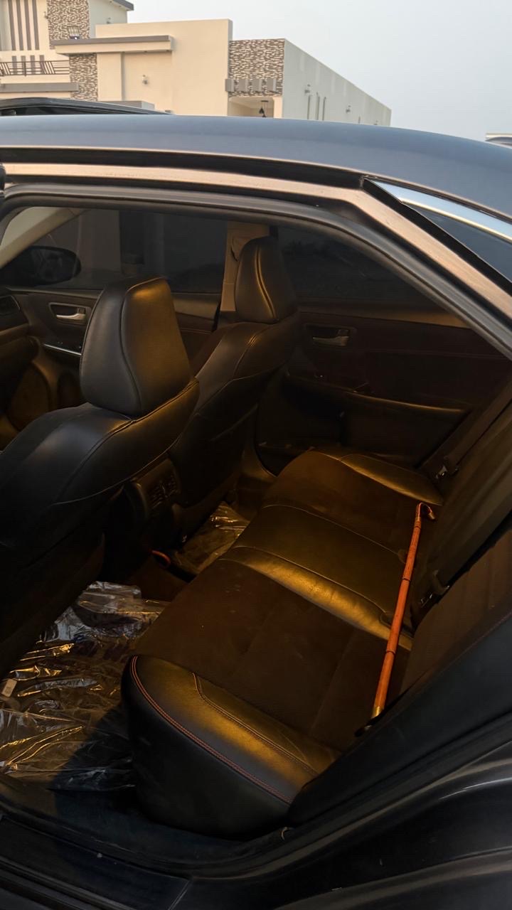 Car Image 2016 TOYOTA CAMRY XSE