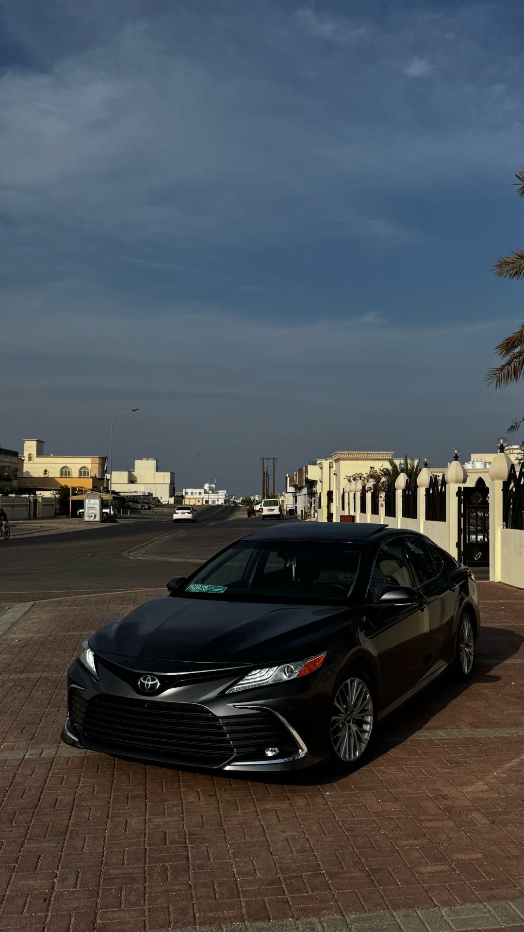 Car Image 2018 TOYOTA CAMRY XLE