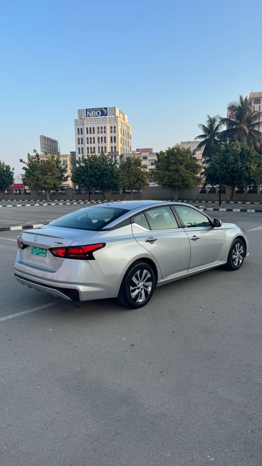 Car Image 2019 NISSAN ALTIMA SL