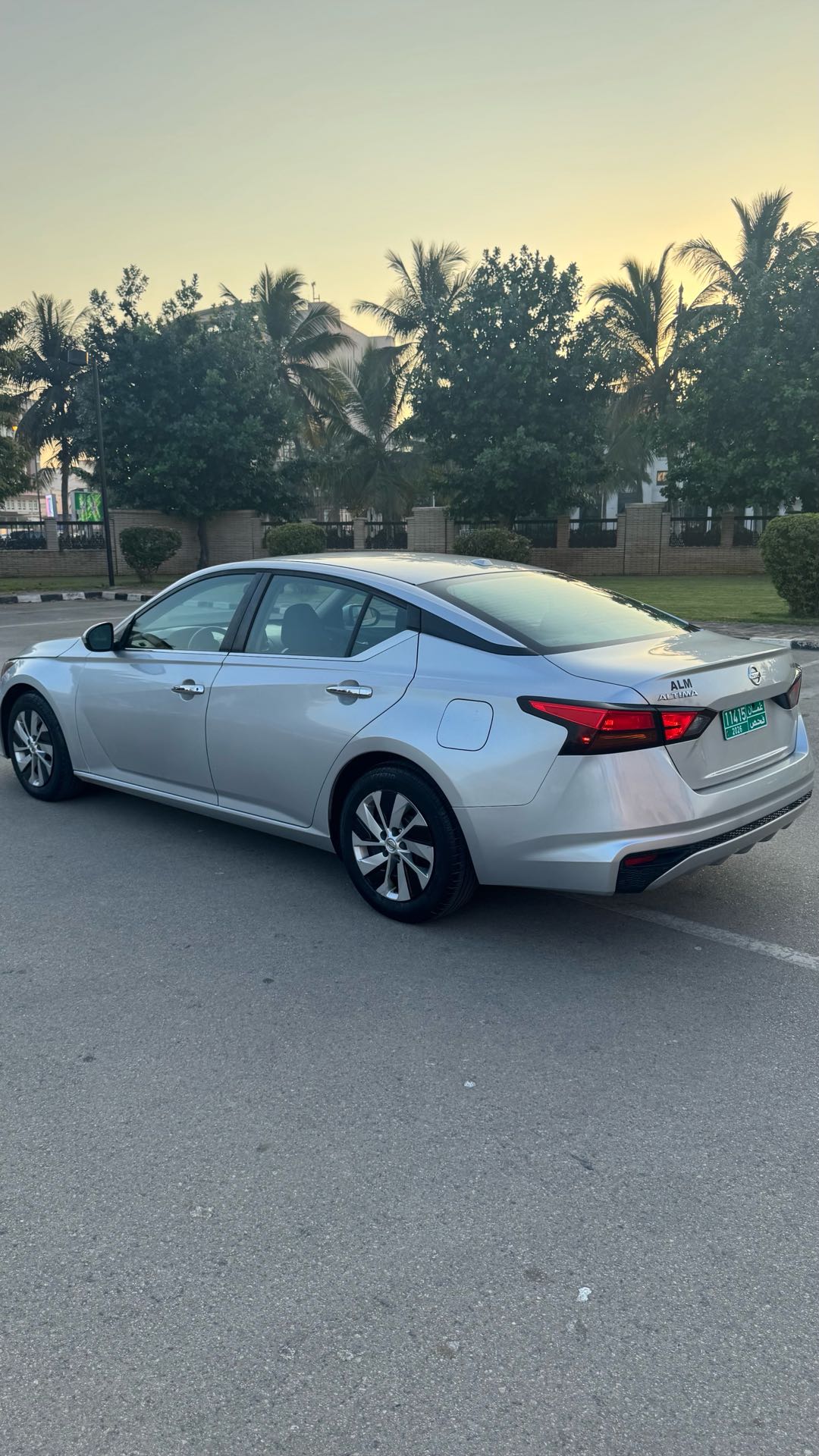 Car Image 2019 NISSAN ALTIMA SL