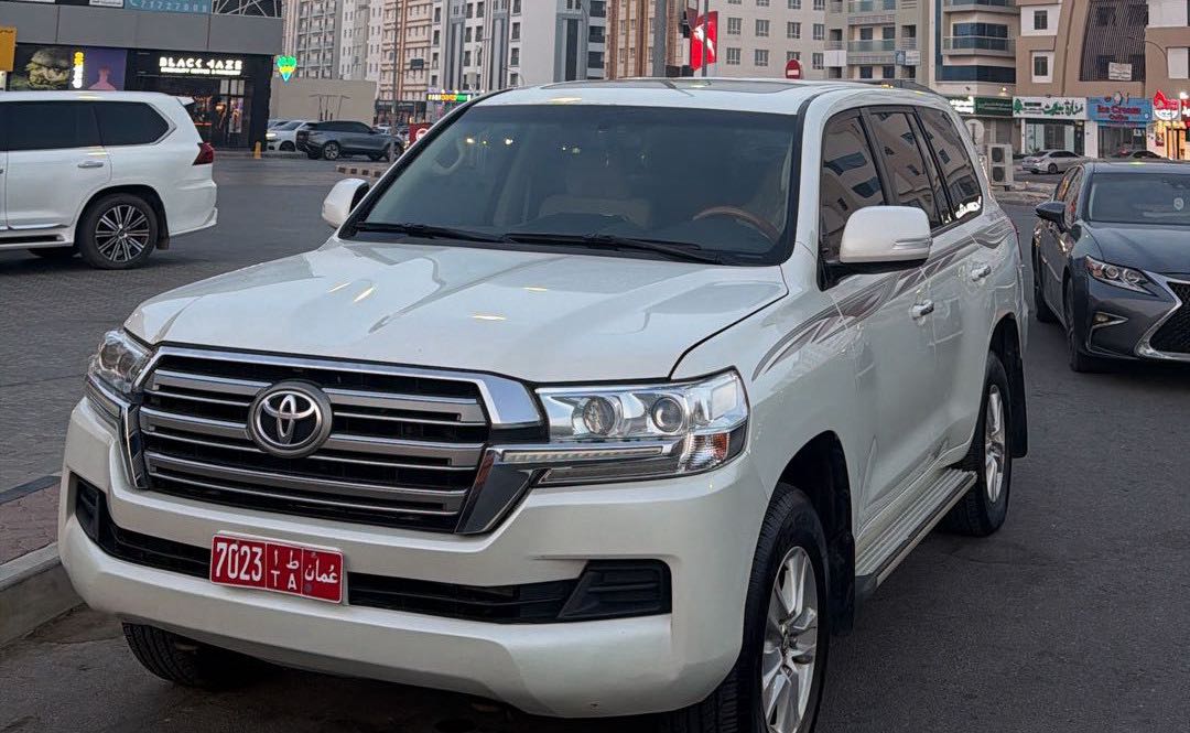 TOYOTA LAND CRUISER 2019