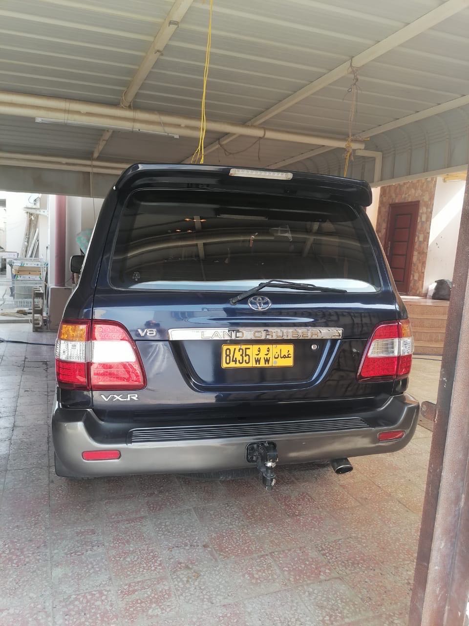 Car Image 1999 TOYOTA LAND CRUISER 
