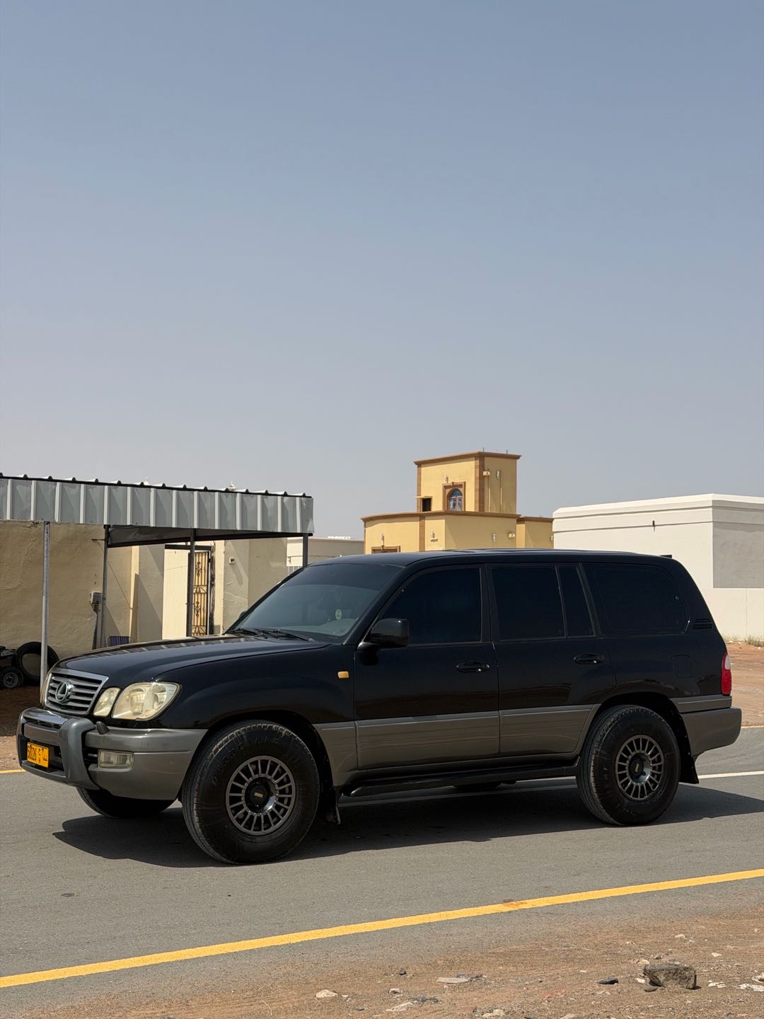 Car Image 1998 LEXUS LX 