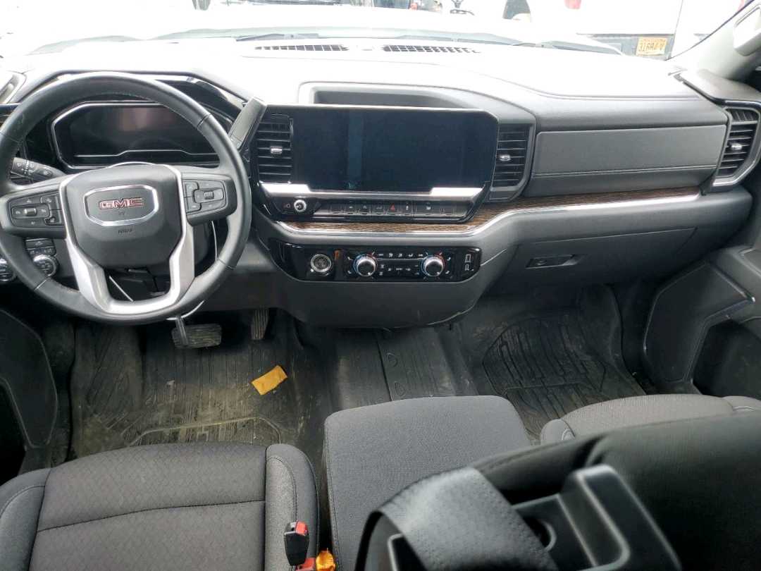 Car Image 2024 GMC SIERRA