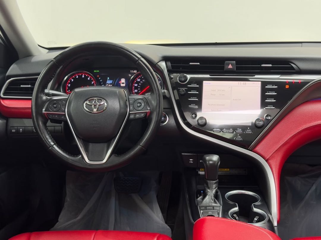 Car Image 2019 TOYOTA CAMRY XSE