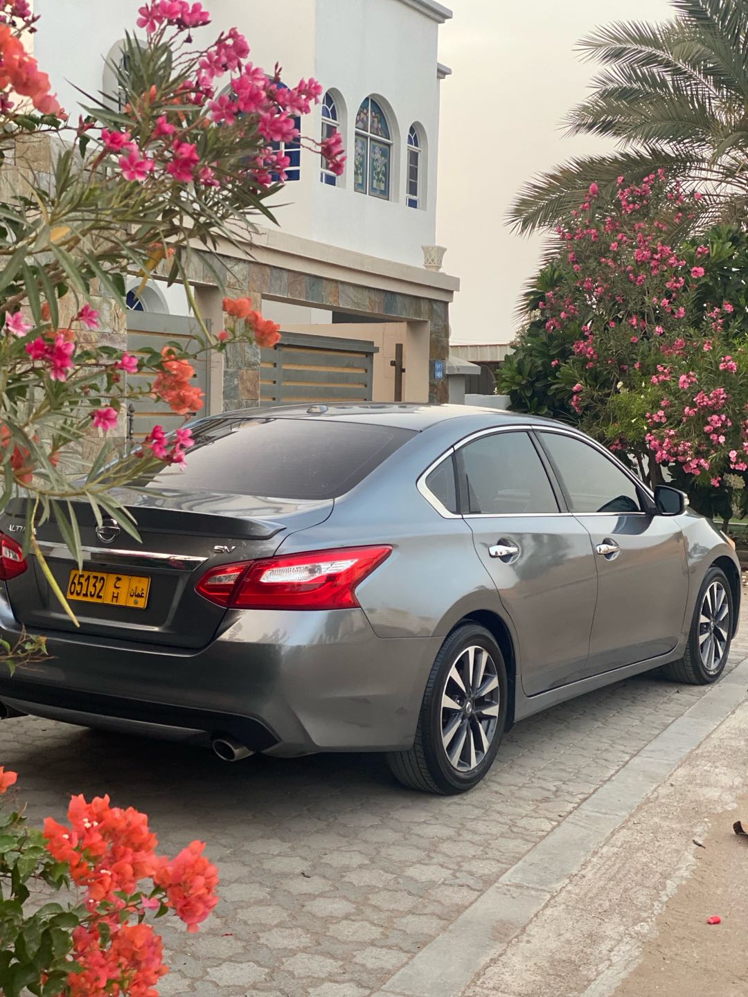 Car Image 2017 NISSAN ALTIMA SV