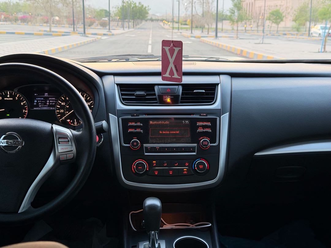 Car Image 2018 NISSAN ALTIMA S