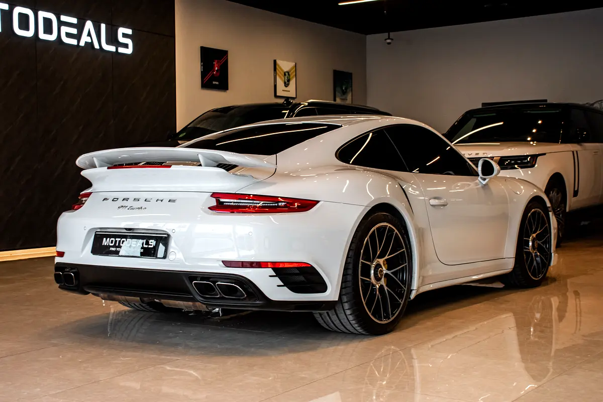 Car Image 2017 PORSCHE 911 Turbo