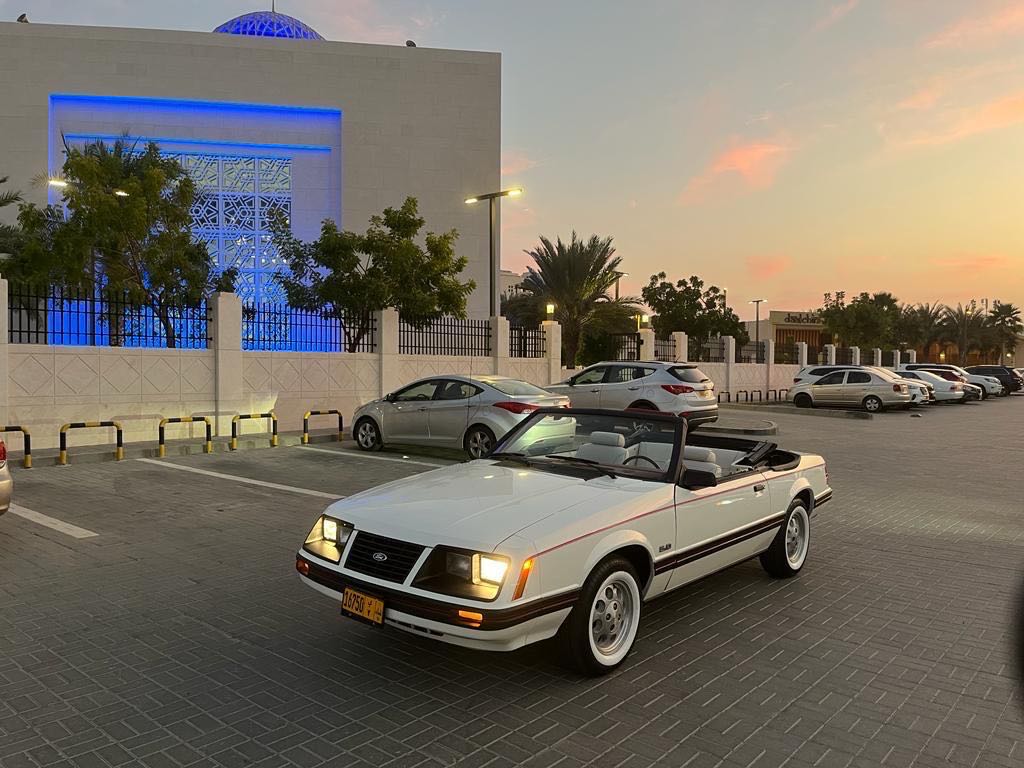 Car Image 1983 FORD MUSTANG GT