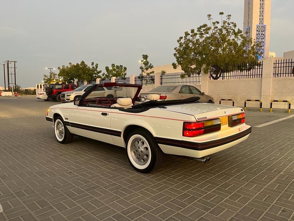 Car Image 1983 FORD MUSTANG GT
