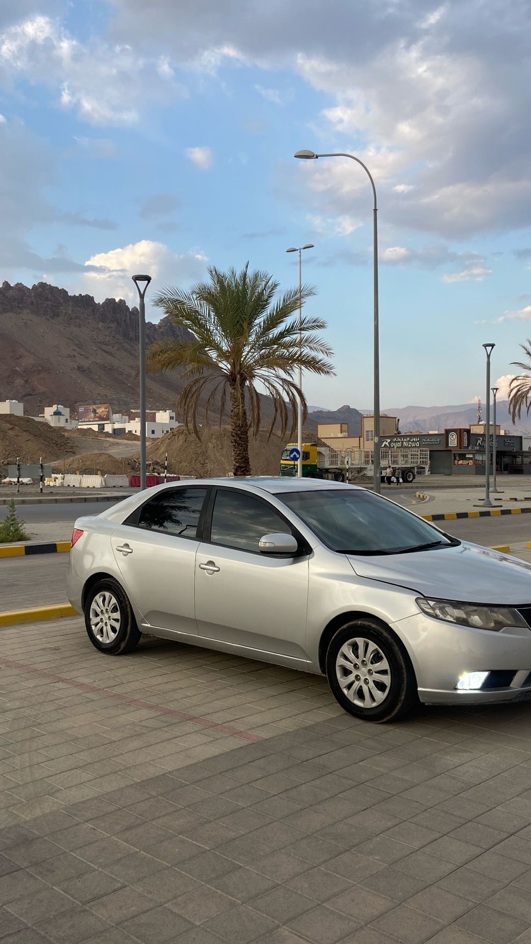 Car Image 2009 KIA CERATO 