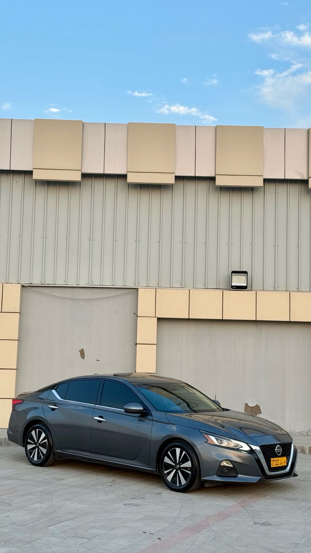 Car Image 2019 NISSAN ALTIMA SL