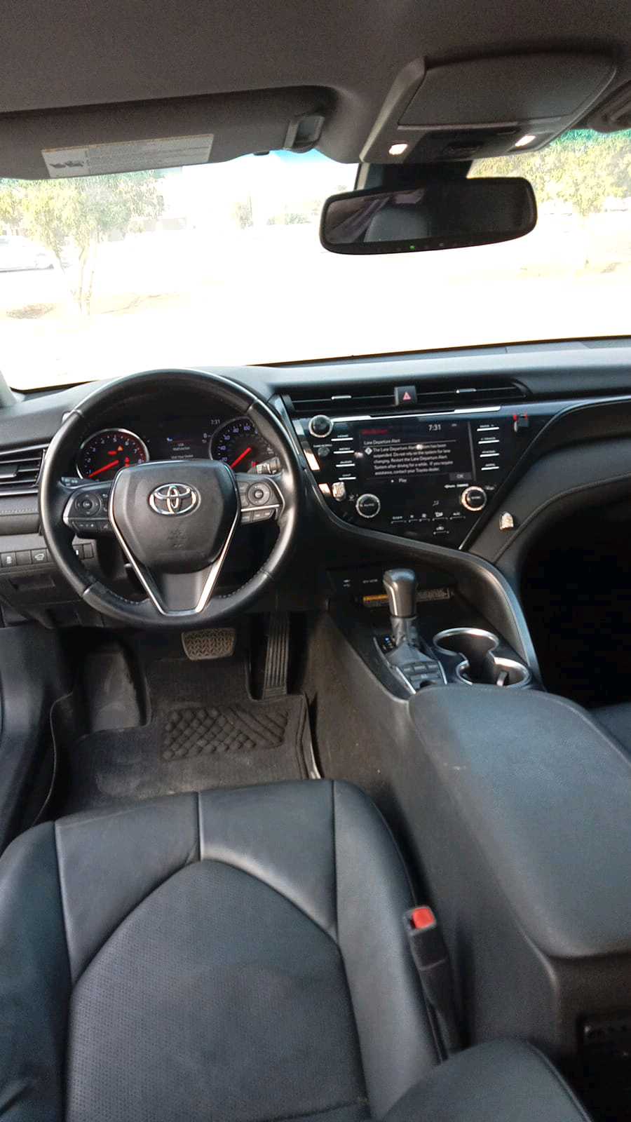 Car Image 2019 TOYOTA CAMRY XSE
