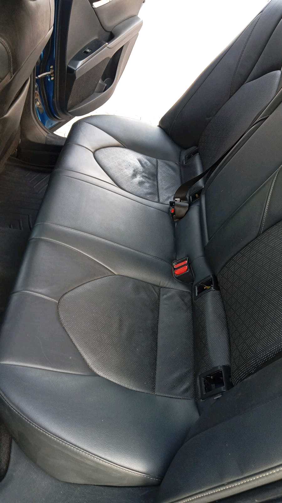 Car Image 2019 TOYOTA CAMRY XSE