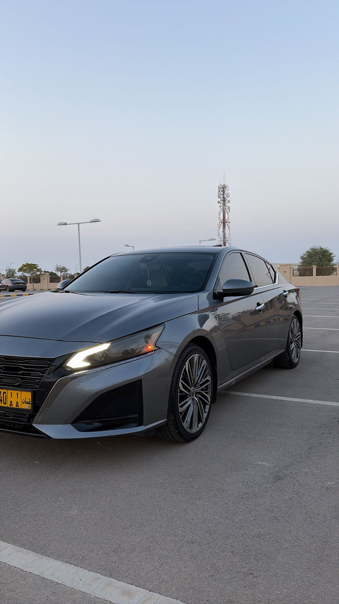 Car Image 2019 NISSAN ALTIMA SL