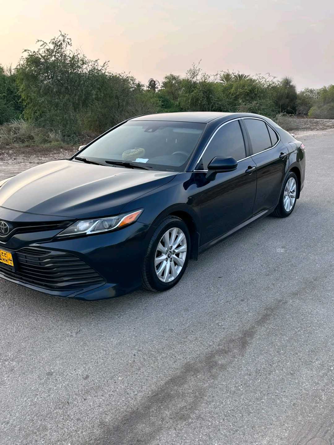 Car Image 2018 TOYOTA CAMRY LE
