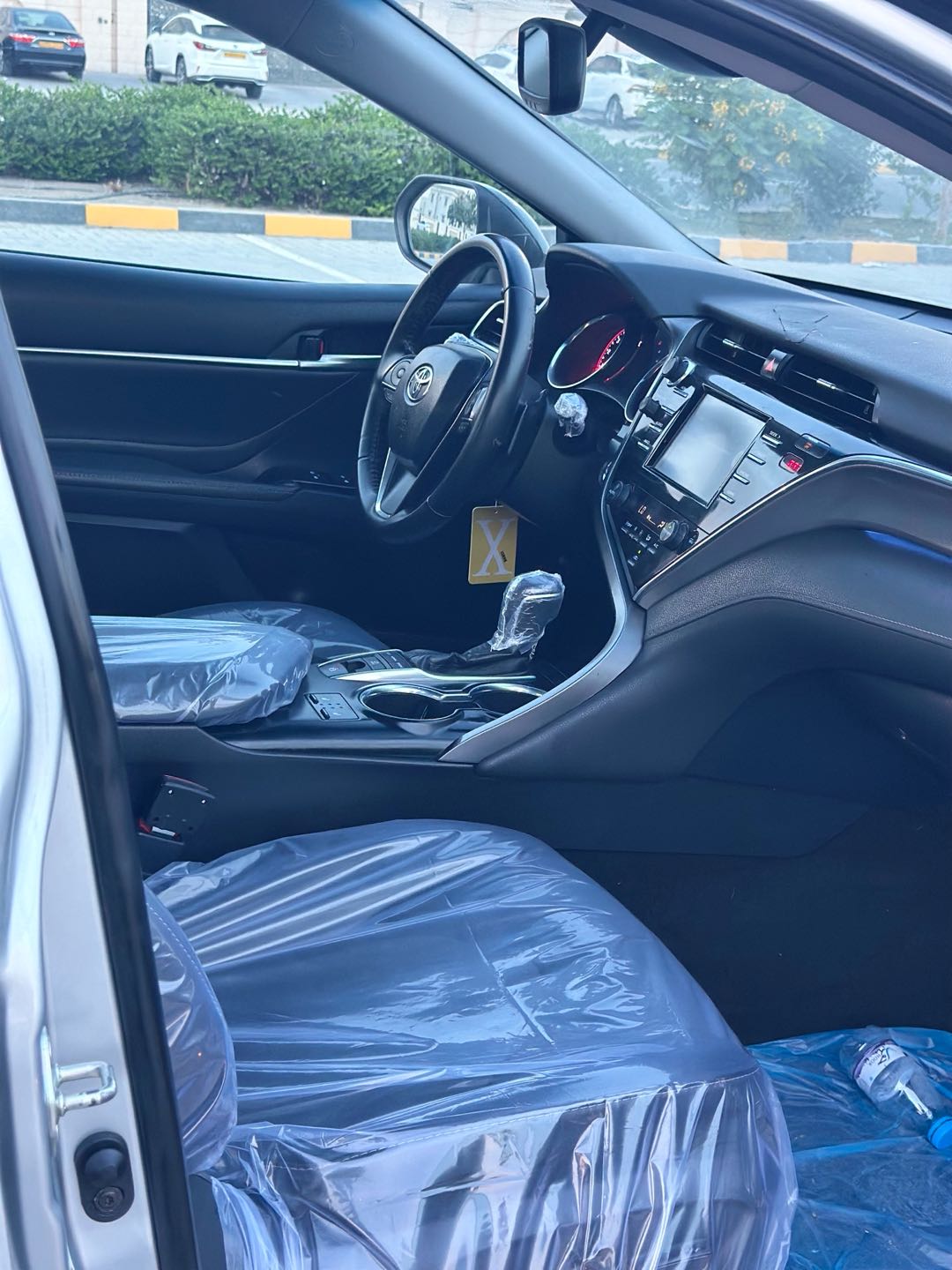 Car Image 2018 TOYOTA CAMRY XSE