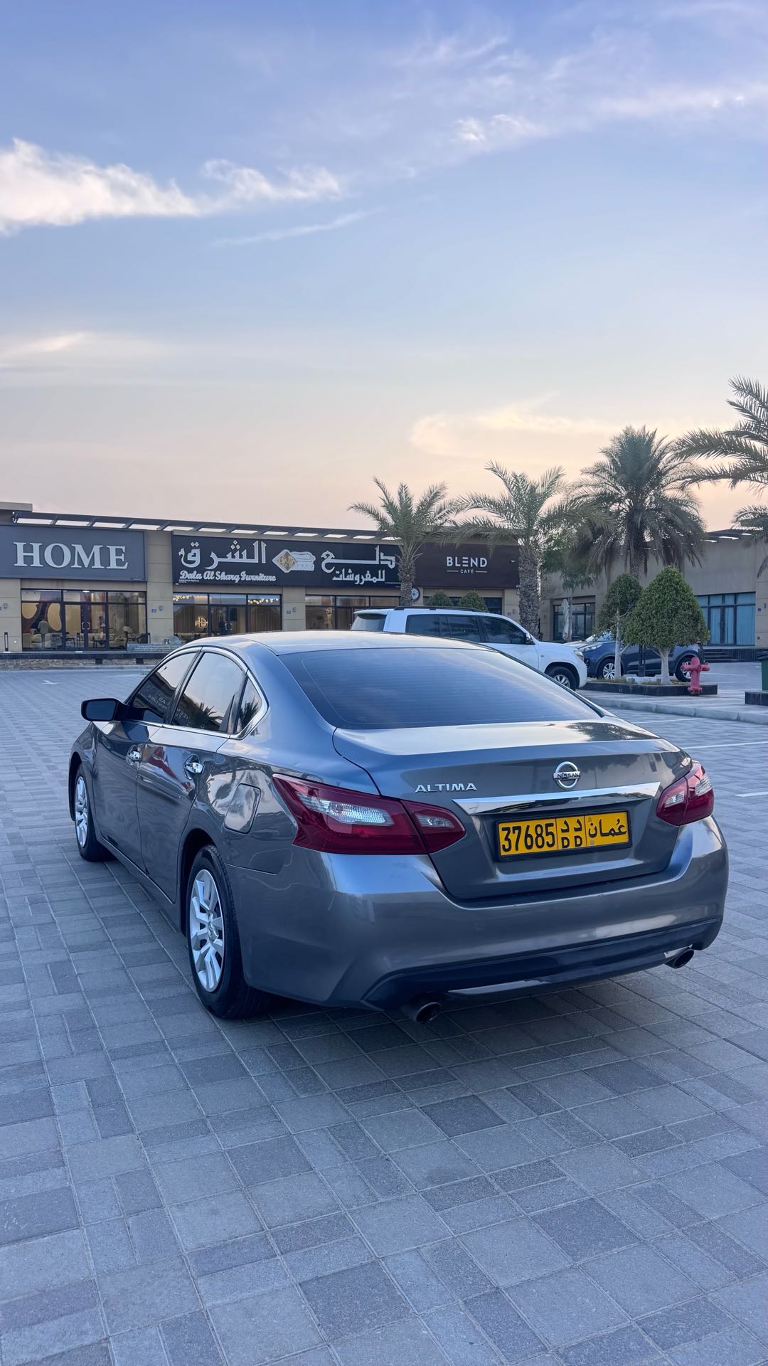 Car Image 2018 NISSAN ALTIMA SV
