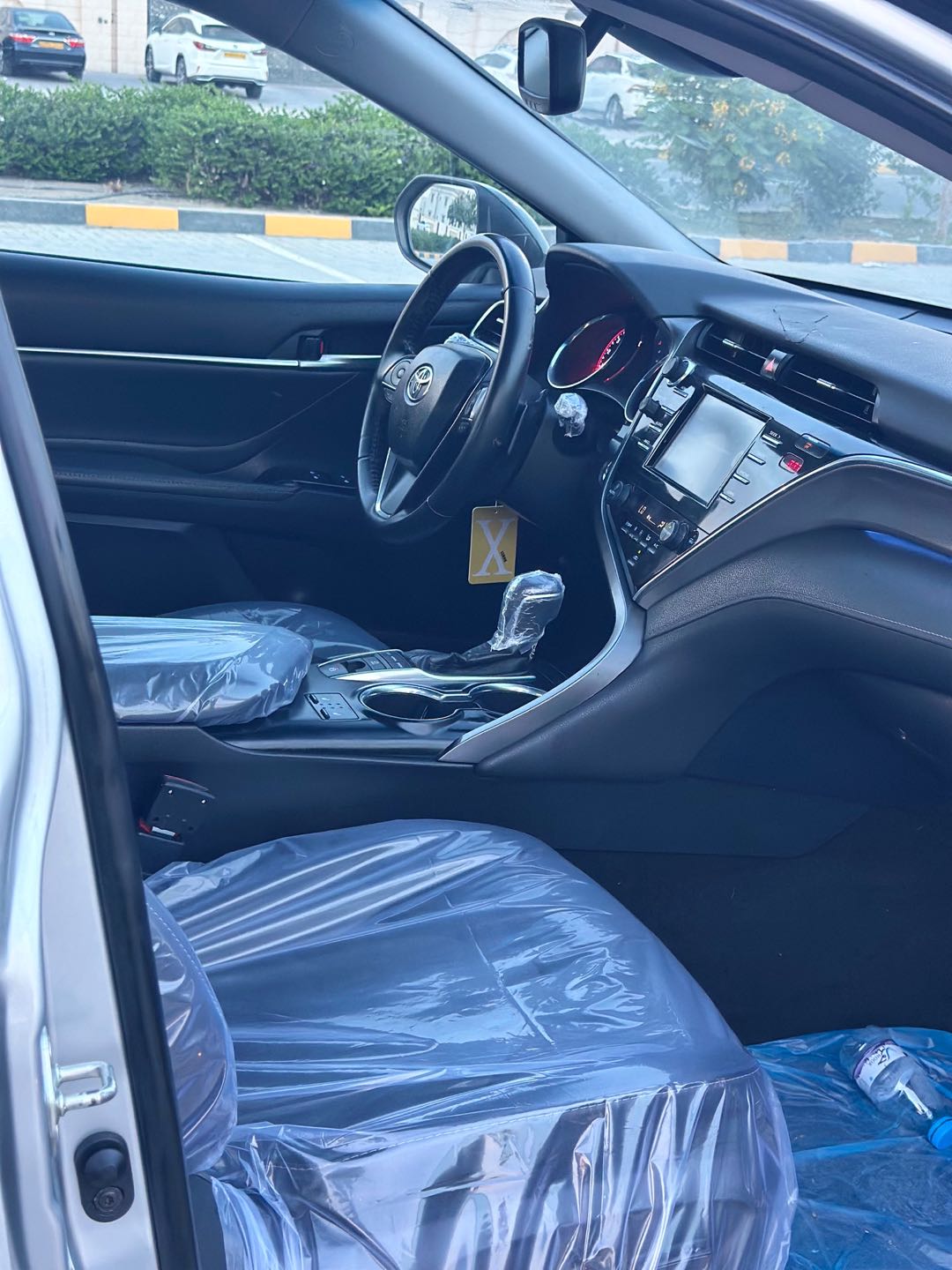Car Image 2018 TOYOTA CAMRY XSE