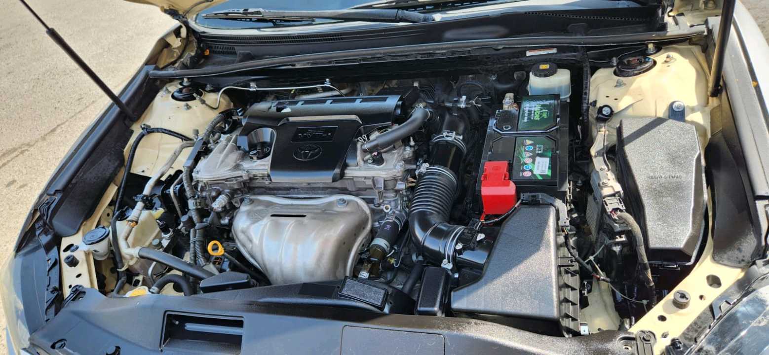 Car Image 2019 TOYOTA CAMRY GL