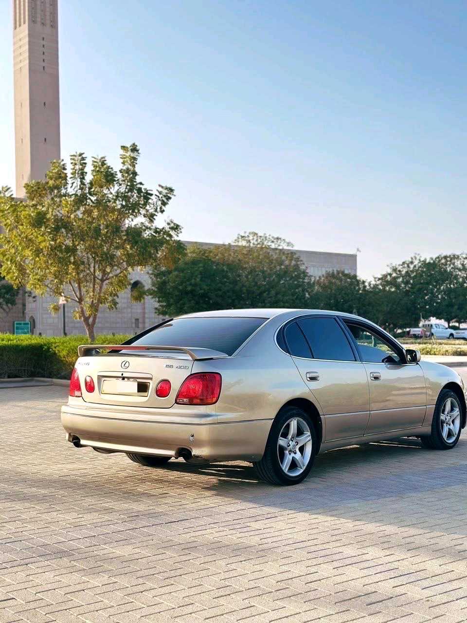Car Image 1997 LEXUS GS 400