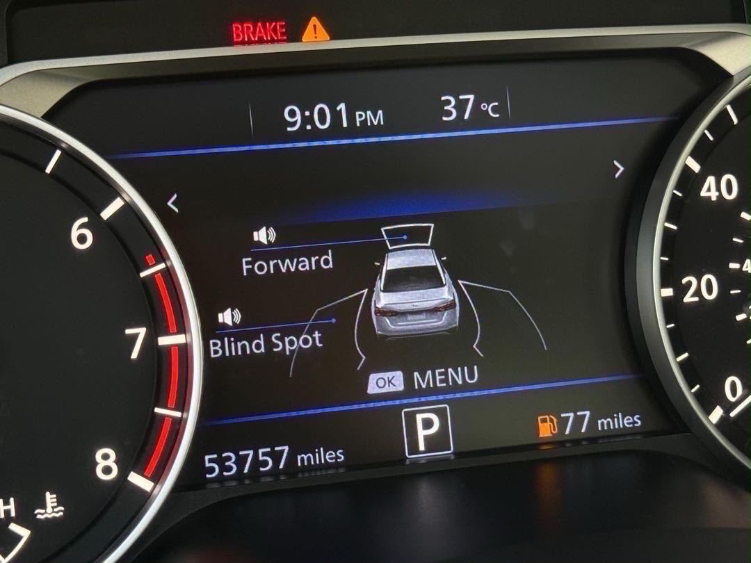Car Image 2019 NISSAN ALTIMA SR
