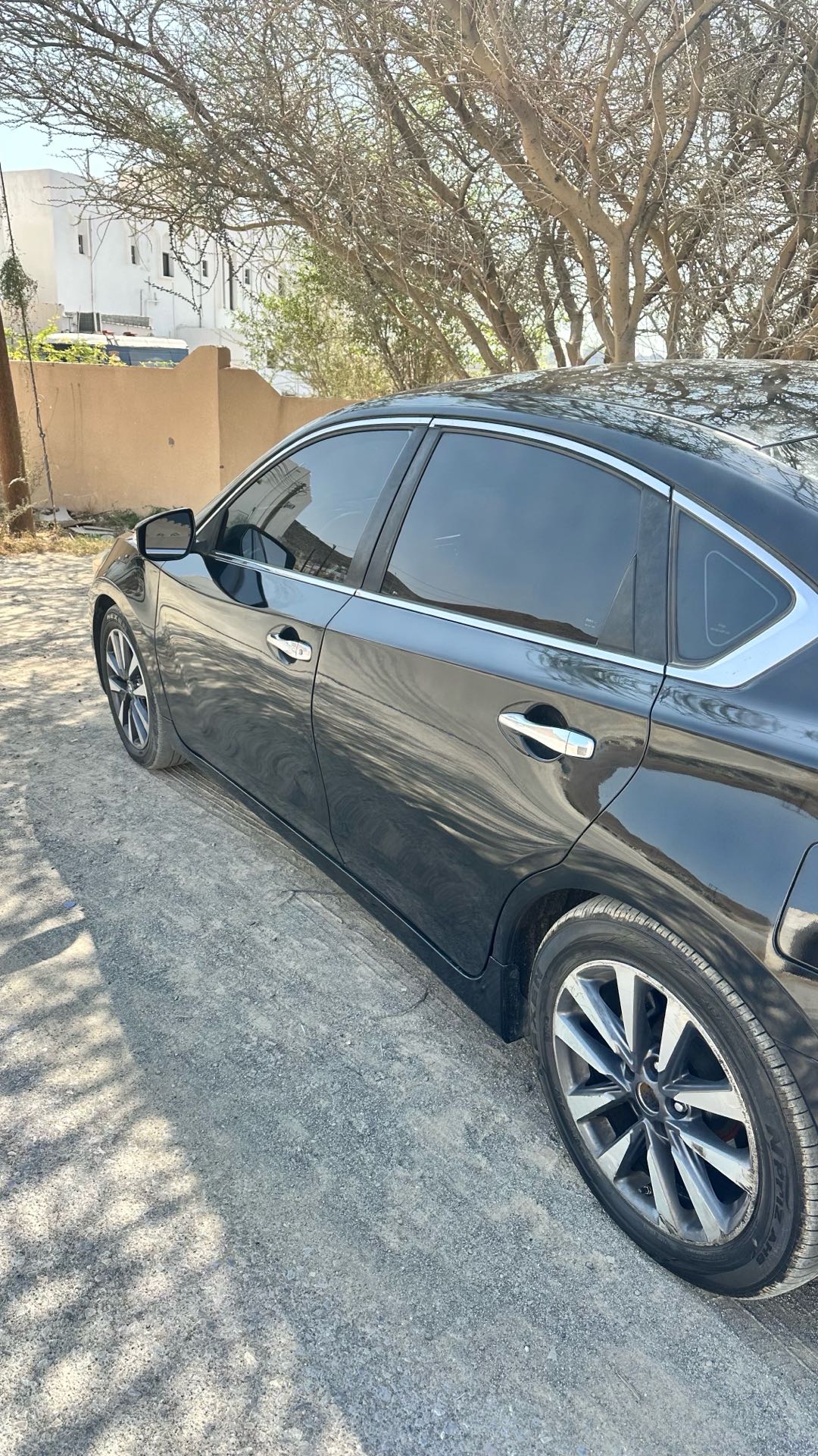 Car Image 2017 NISSAN ALTIMA SL