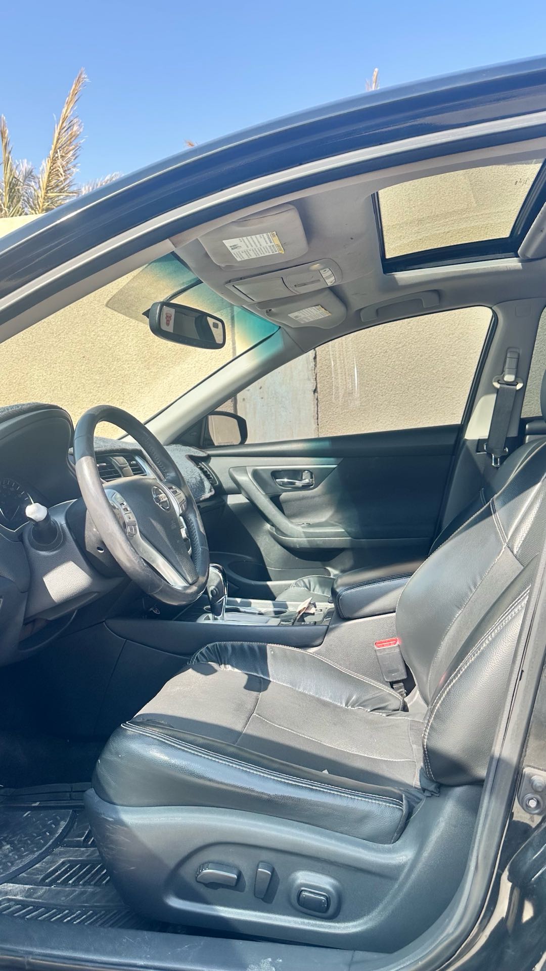 Car Image 2017 NISSAN ALTIMA SL