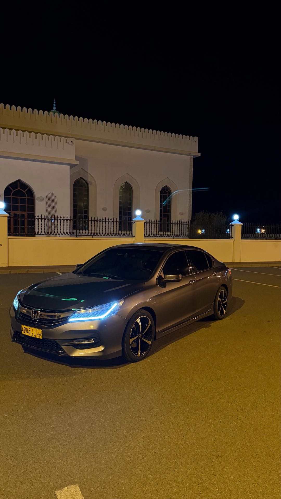 Car Image 2017 HONDA ACCORD TOURING