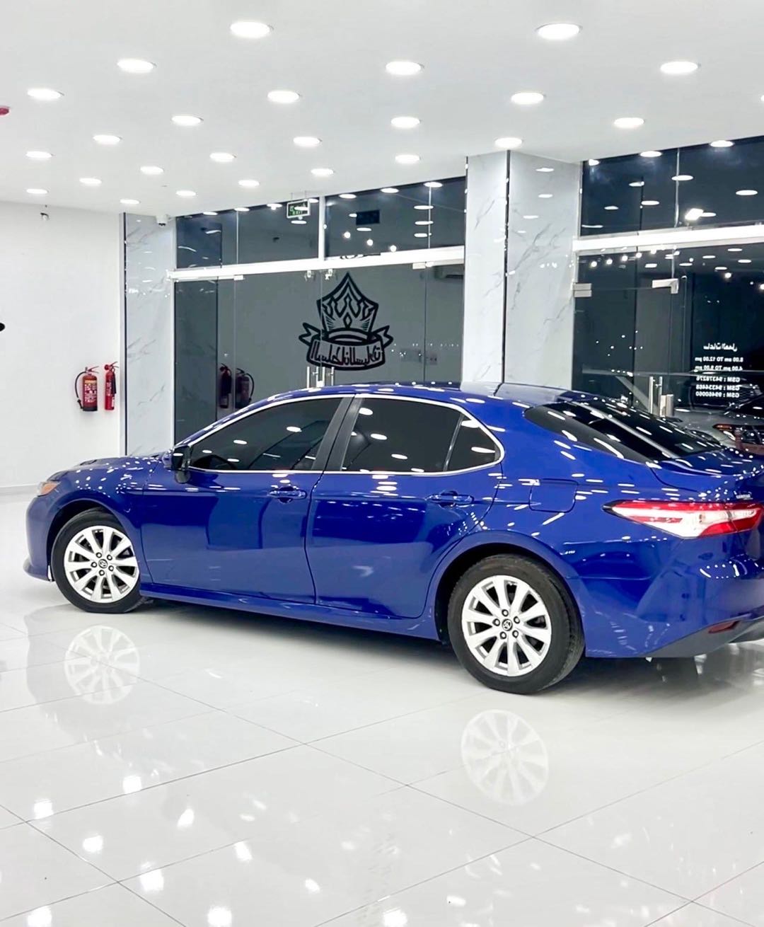 Car Image 2018 TOYOTA CAMRY LE