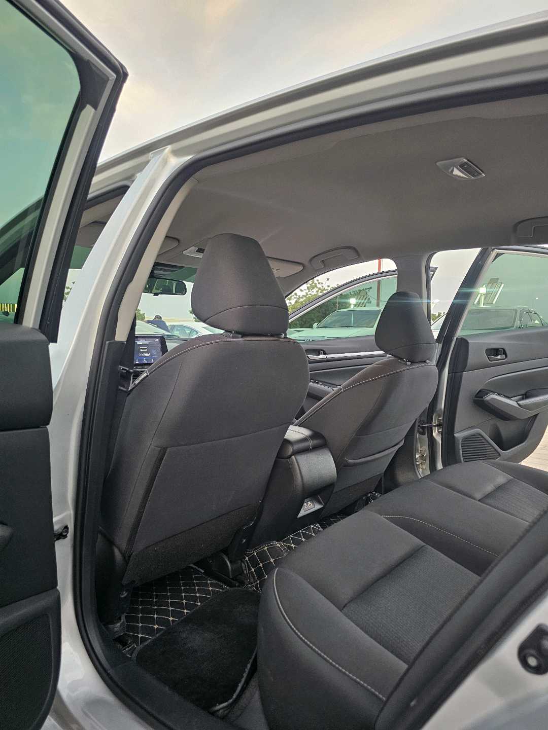 Car Image 2023 NISSAN ALTIMA SV