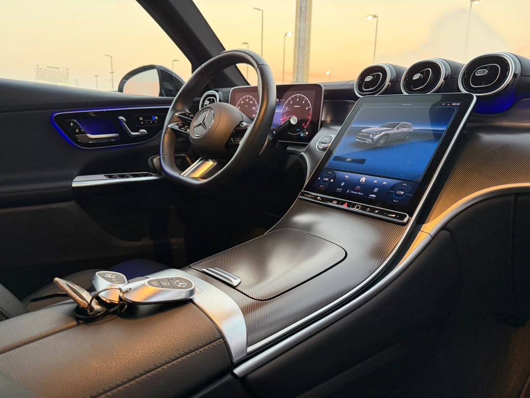 Car Image 2024 MERCEDES GLC CLASS 
