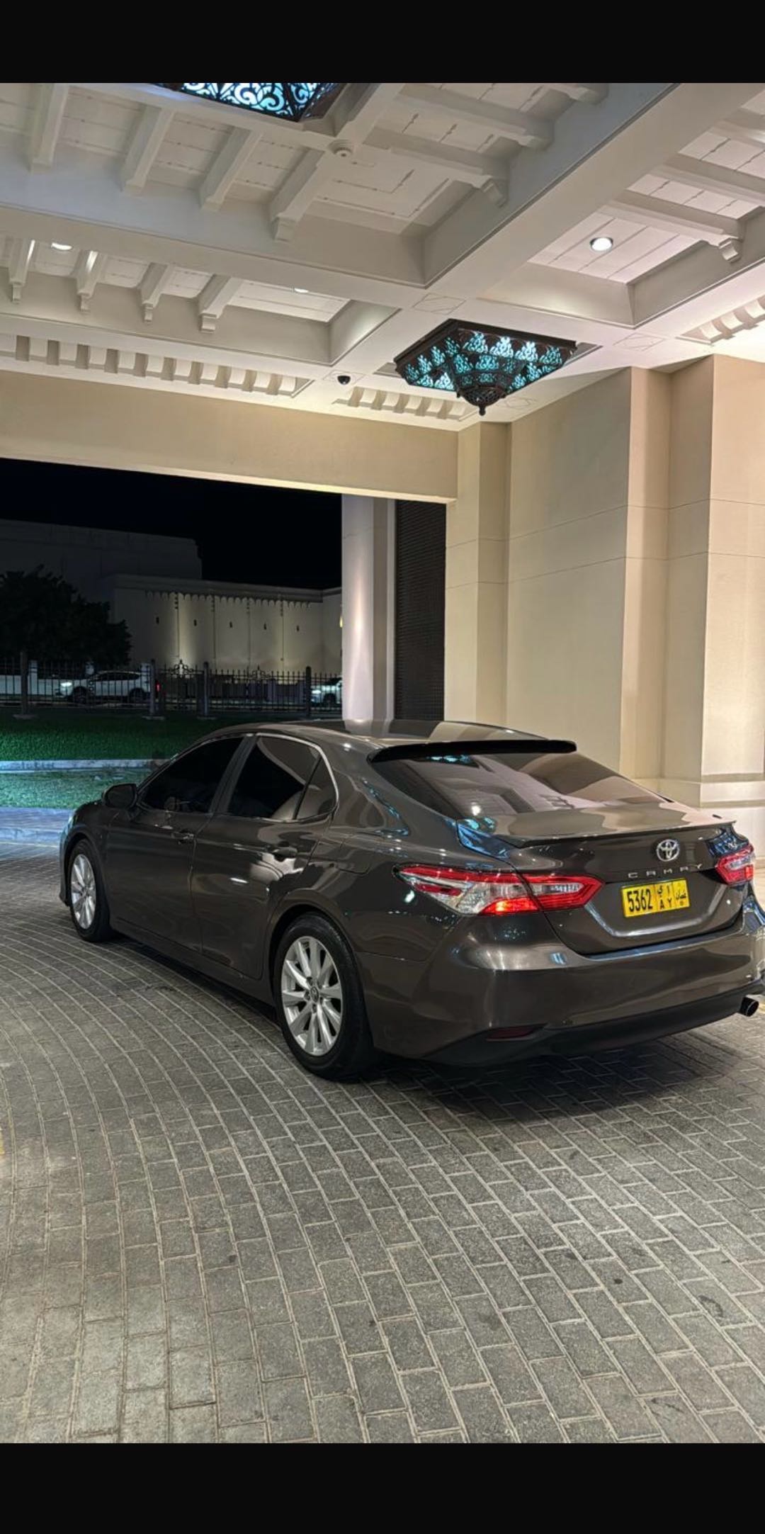 Car Image 2018 TOYOTA CAMRY LE
