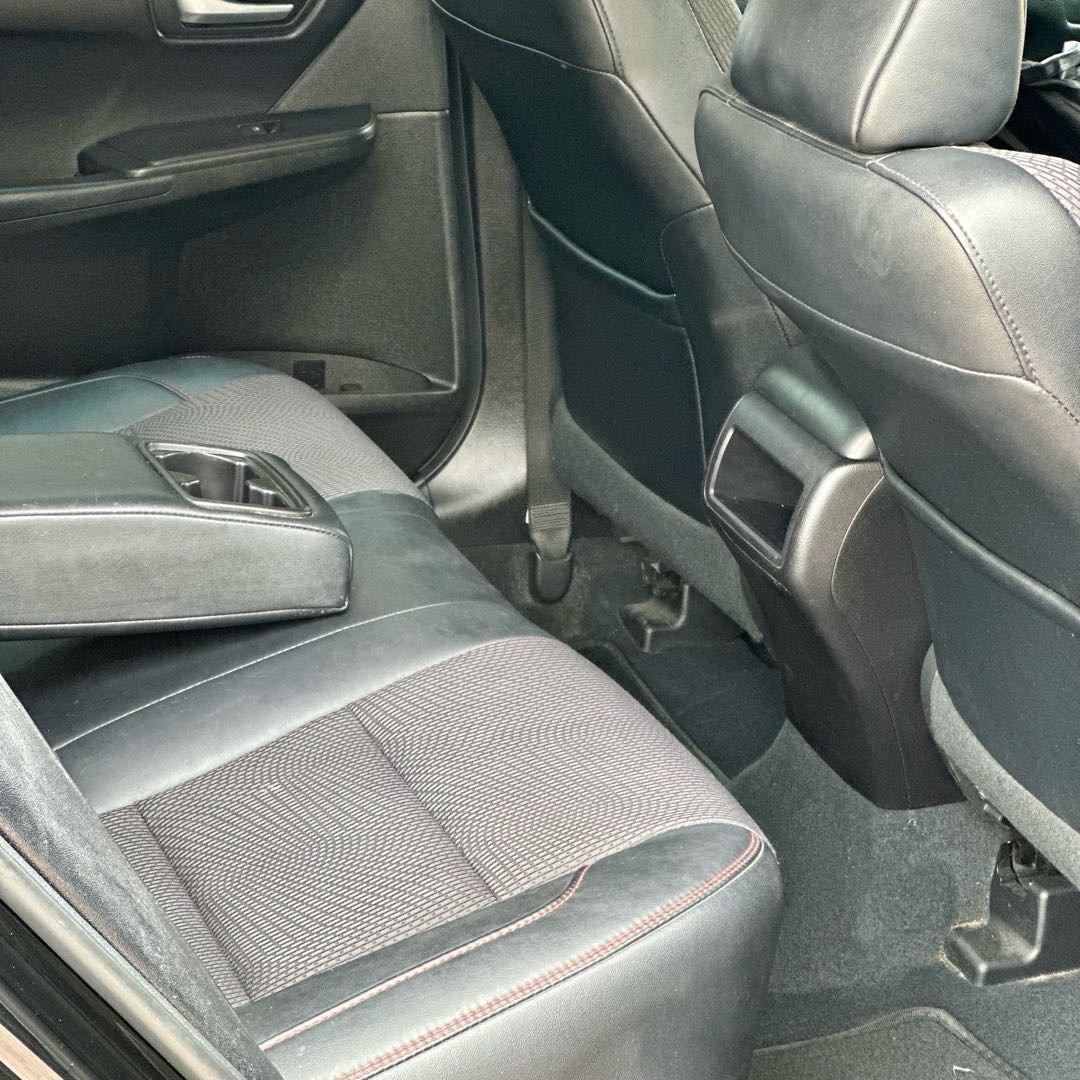 Car Image 2017 TOYOTA CAMRY SE