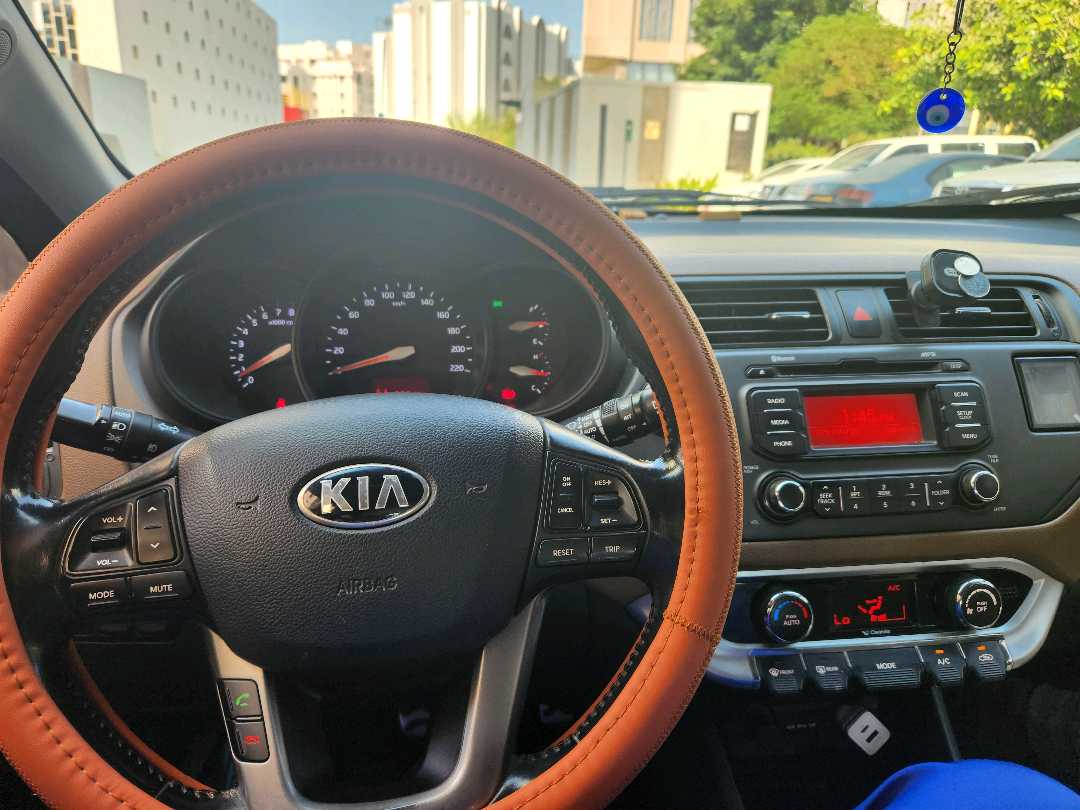 Car Image 2015 KIA RIO EX