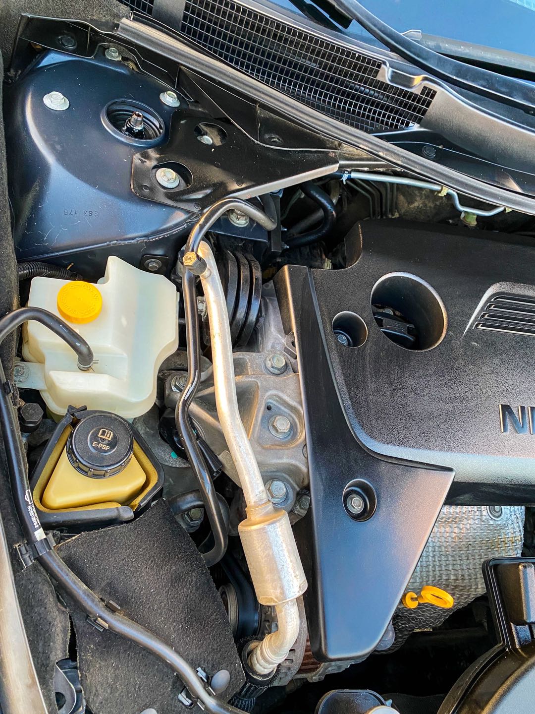 Car Image 2018 NISSAN ALTIMA SV