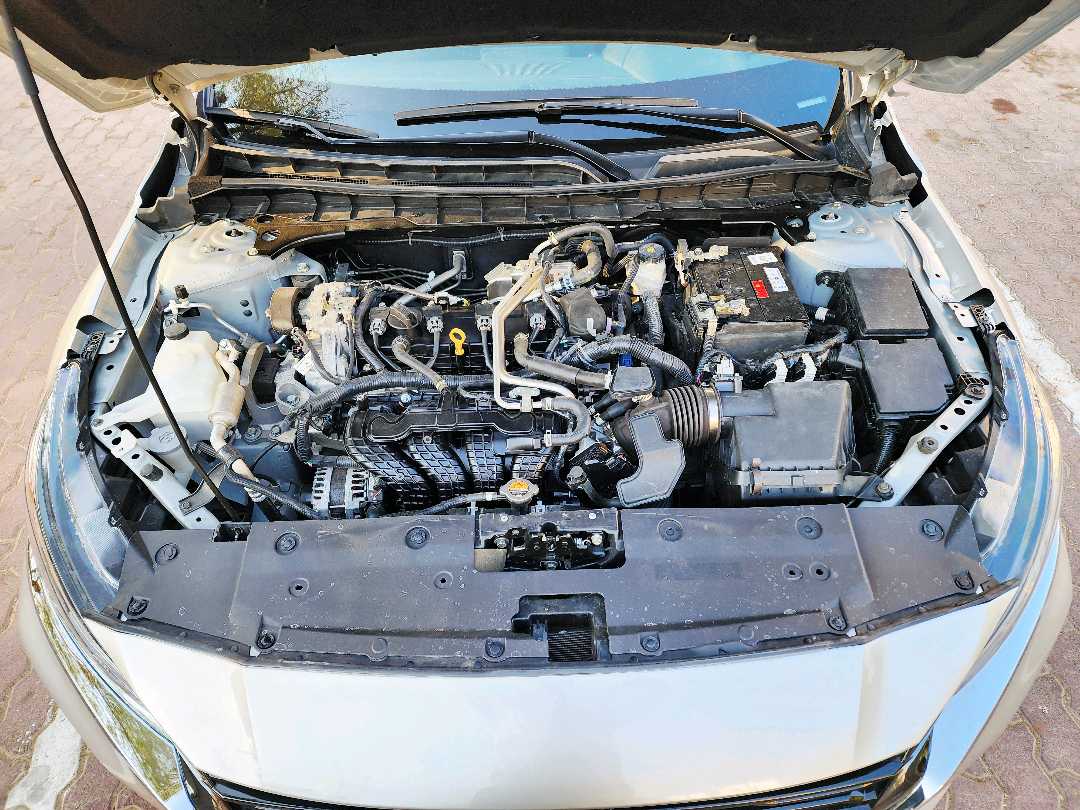 Car Image 2024 NISSAN ALTIMA SV