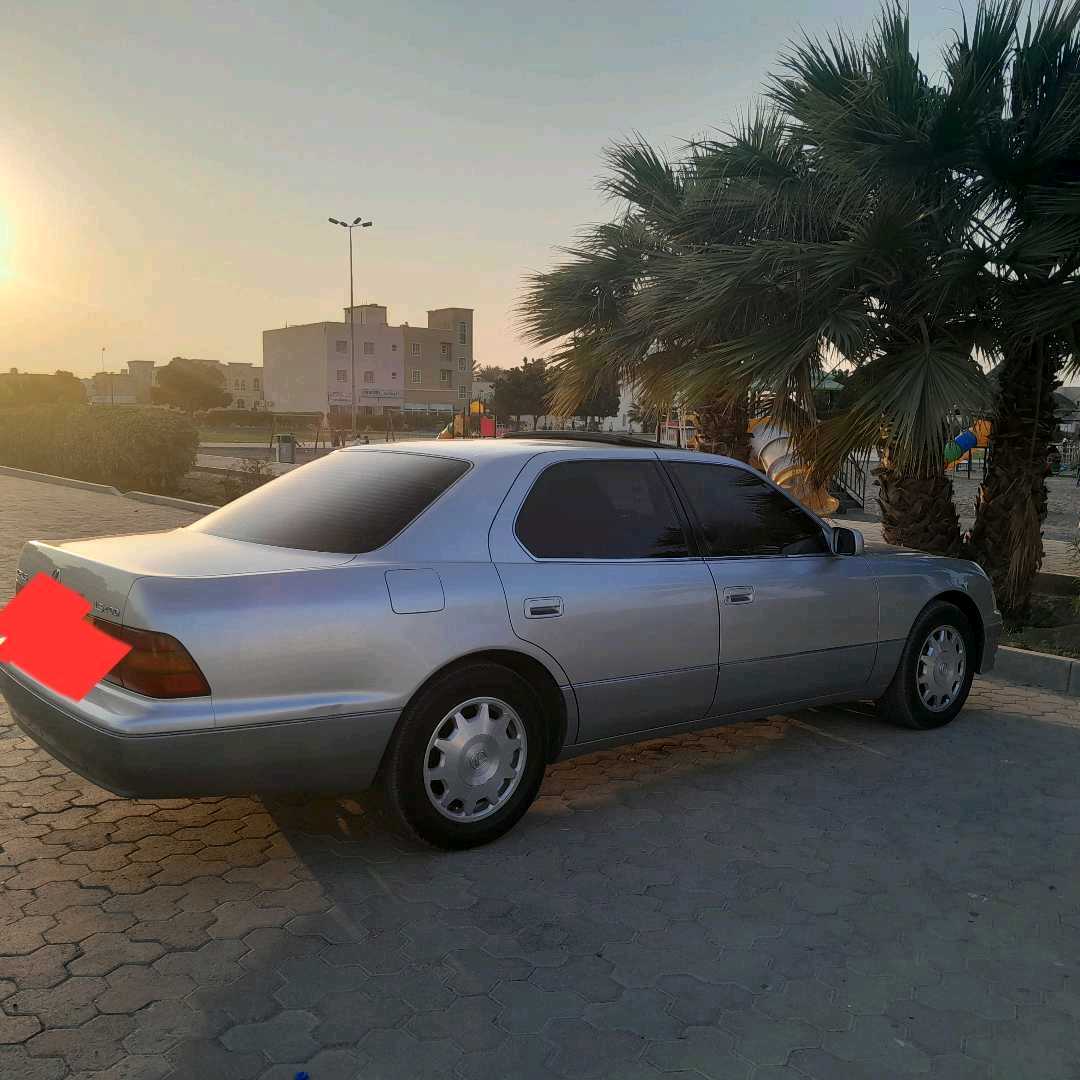 Car Image 1996 LEXUS LS 400