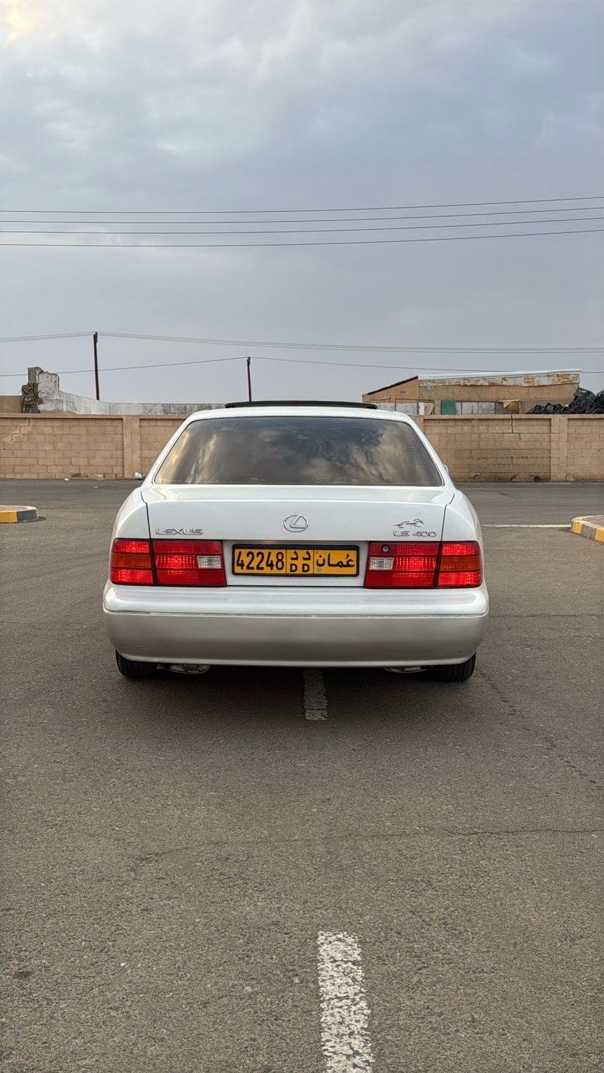 Car Image 1999 LEXUS LS 400