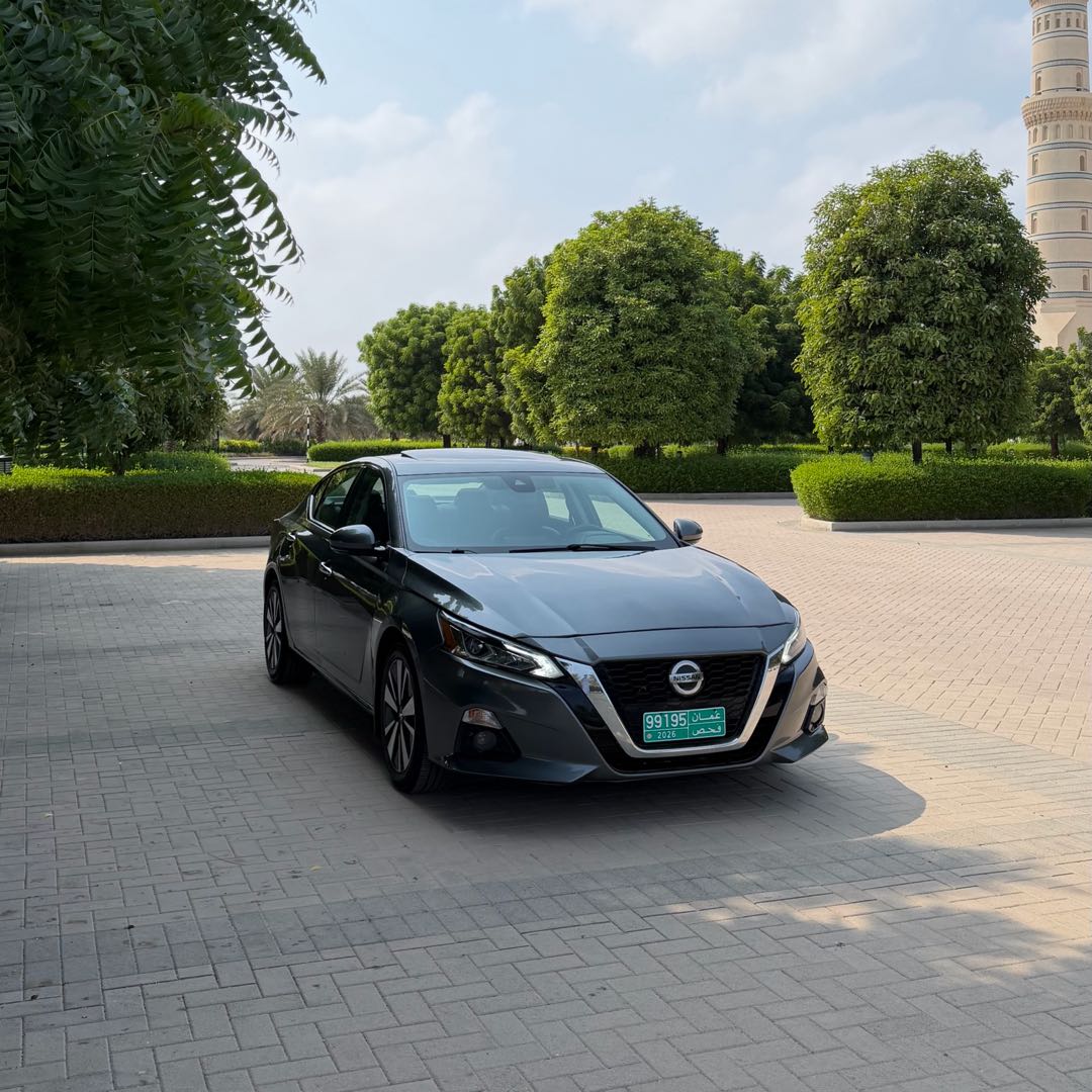 Car Image 2020 NISSAN ALTIMA SL