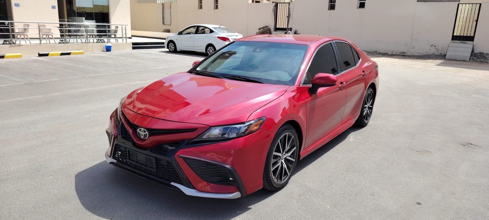 Car Image 2021 TOYOTA CAMRY SE