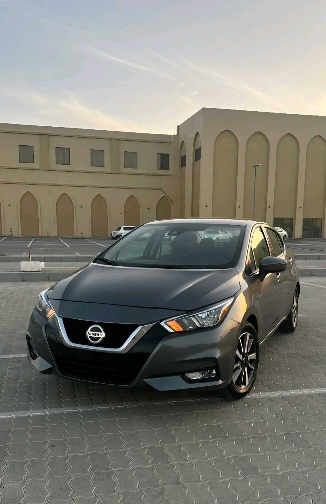 NISSAN VERSA 2023