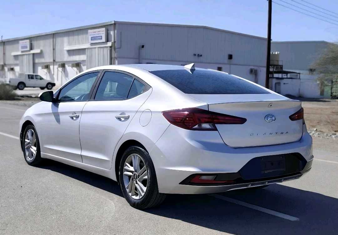 HYUNDAI ELANTRA 2020
