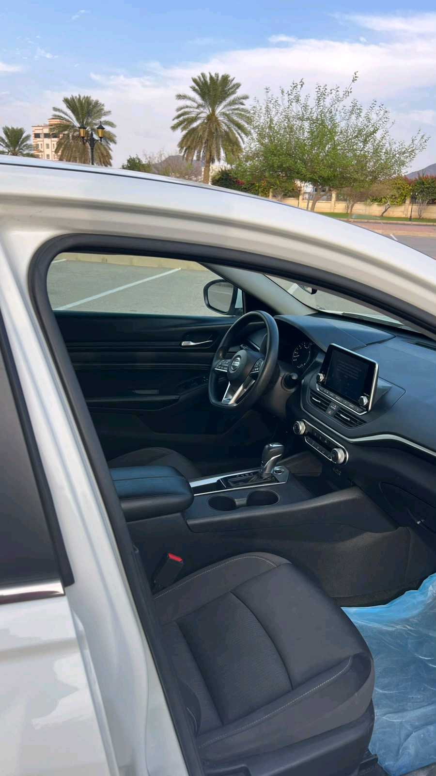 Car Image 2020 NISSAN ALTIMA SV
