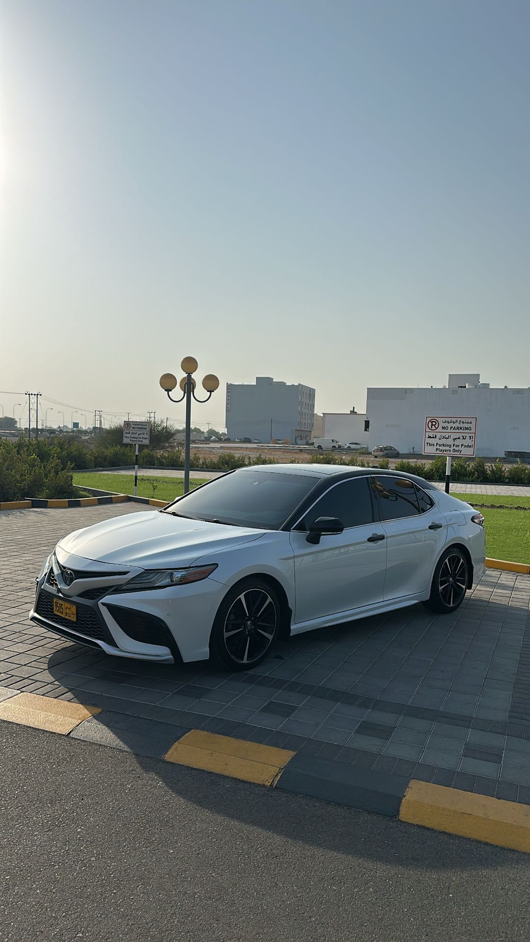Car Image 2018 TOYOTA CAMRY XSE