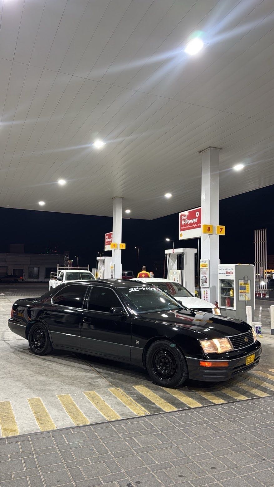 Car Image 1995 LEXUS LS 400