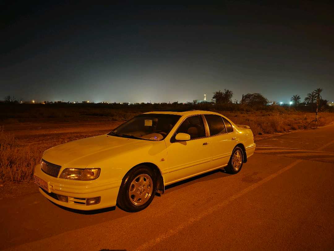 Car Image 1999 NISSAN MAXIMA SV