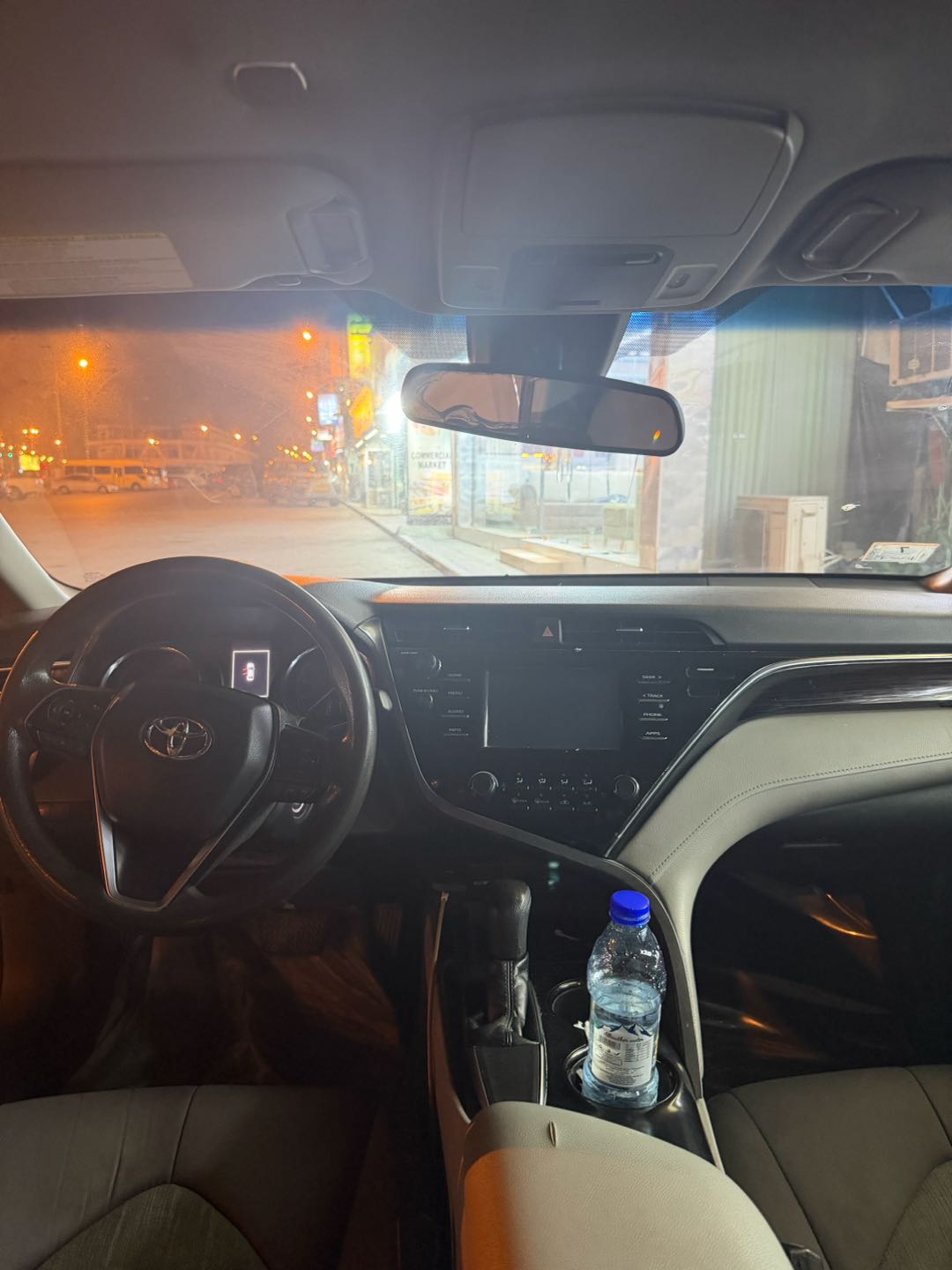 Car Image 2018 TOYOTA CAMRY XLE