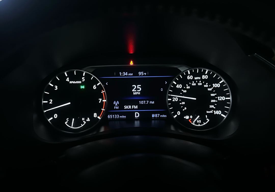 Car Image 2021 NISSAN ALTIMA SV